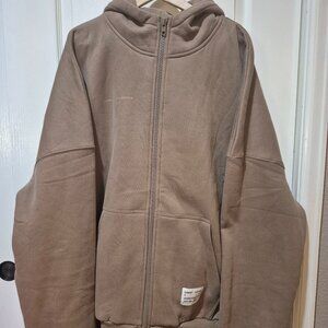 Oversized Taupe Zip Hoodie - Comfrt Clothing. Worn twice